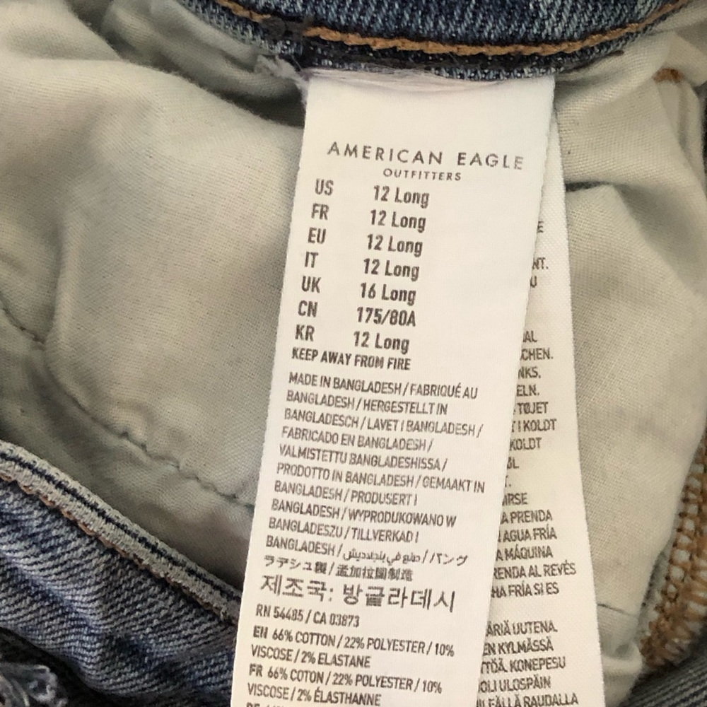 12 Long American Eagle Outfitters High-Rise Distressed Blue Mom Jeans - Picture 8 of 12